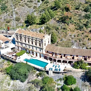 Hotel Complejo Turistico La Garganta